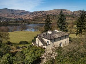 5 star 6 bedroom property with waterside views in Coniston, 8.8 miles South East of Scafell Pike